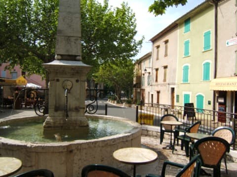 Peintre Aiguines